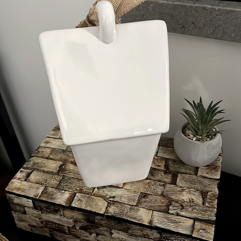 NWT RAE DUNN Ceramic White PERCH Birdhouse Double-sided Bird Home Decor - Picture 4 of 10